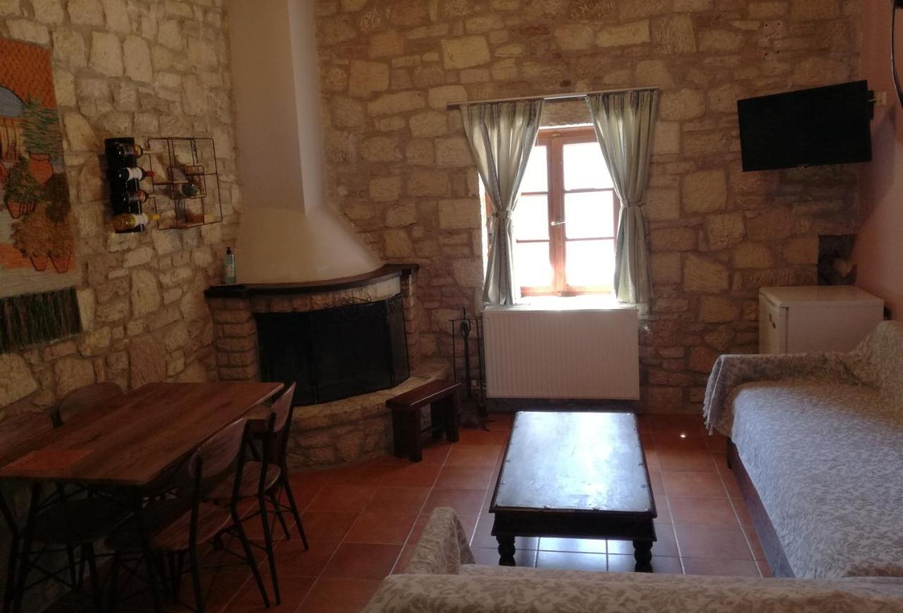 Saint George Hotel Kalavryta Bagian luar foto
