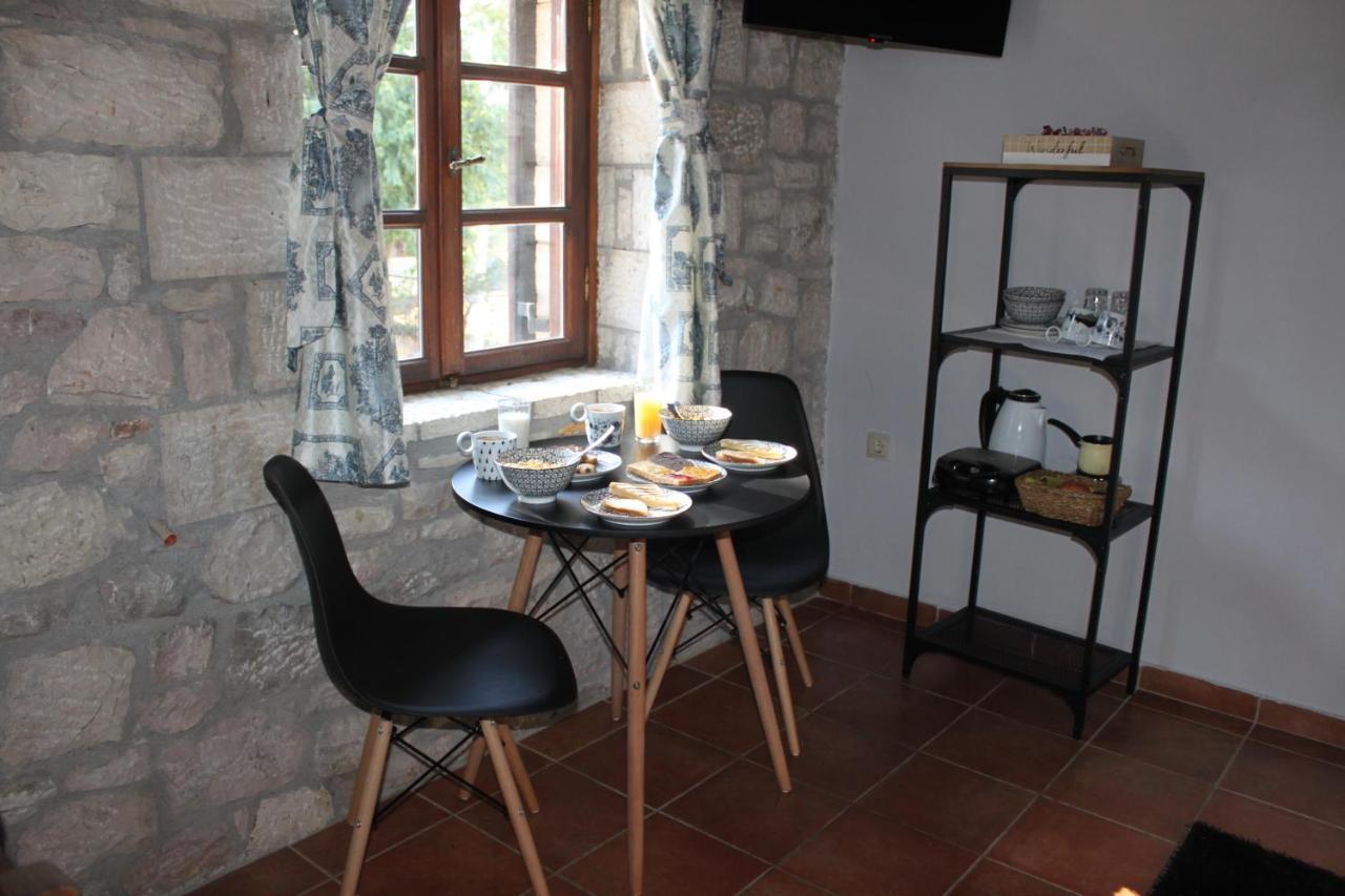 Saint George Hotel Kalavryta Bagian luar foto